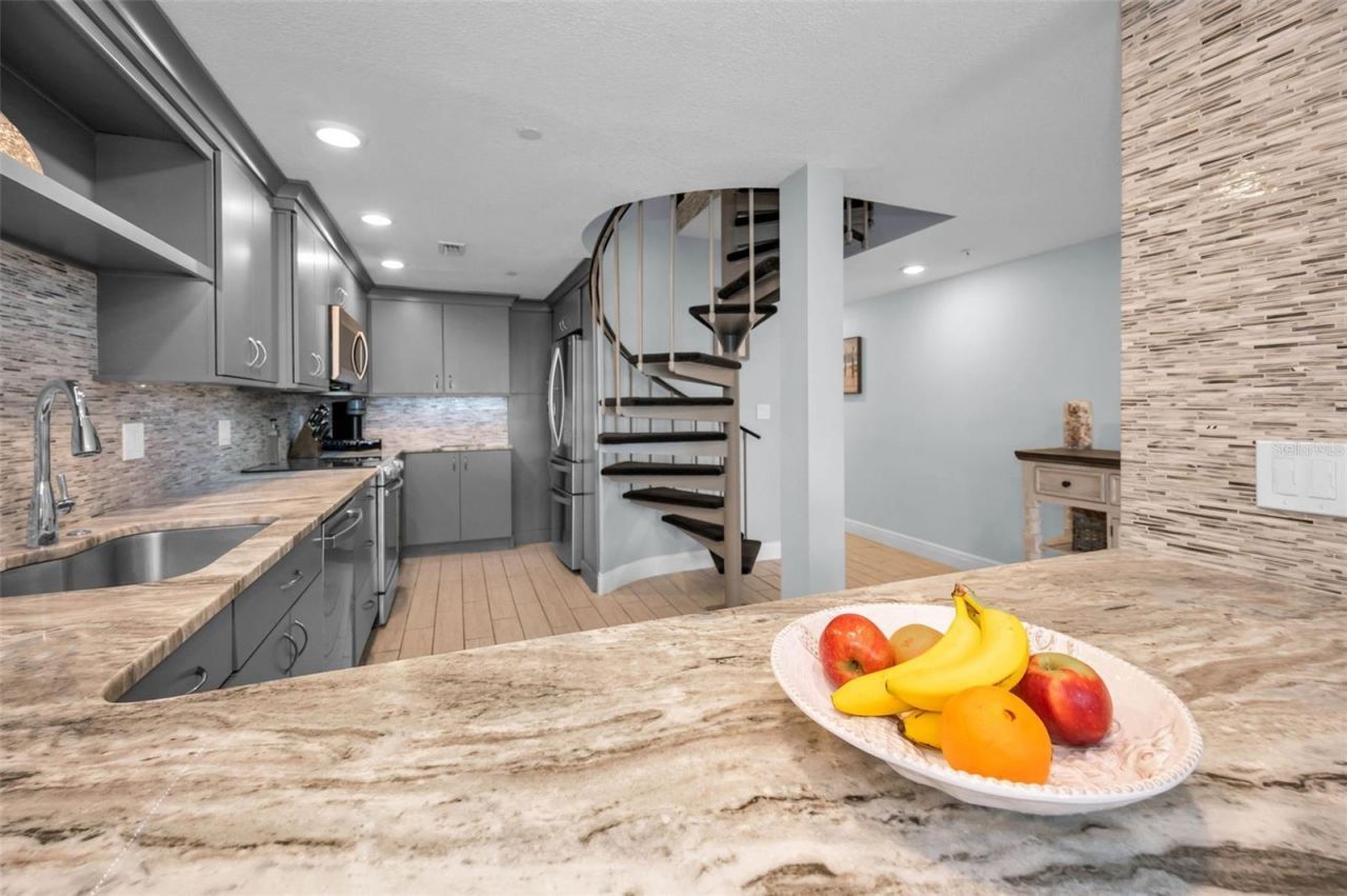 19700 Gulf Boulevard, Unit 403, Indian Shores, FL 33785 Photo