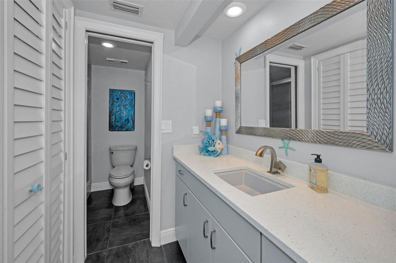 19700 Gulf Boulevard, Unit 403, Indian Shores, FL 33785 Photo