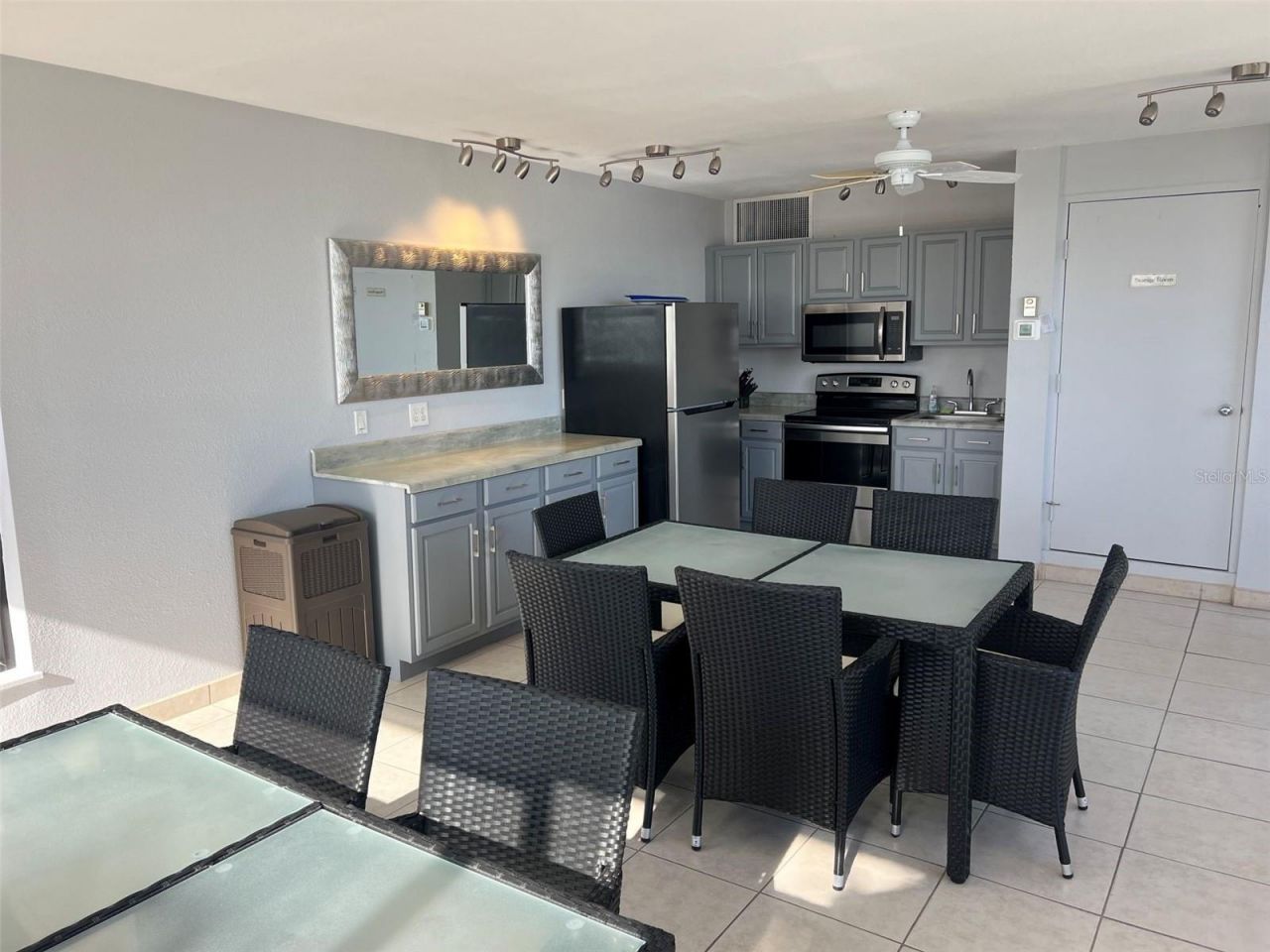 19700 Gulf Boulevard, Unit 403, Indian Shores, FL 33785 Photo