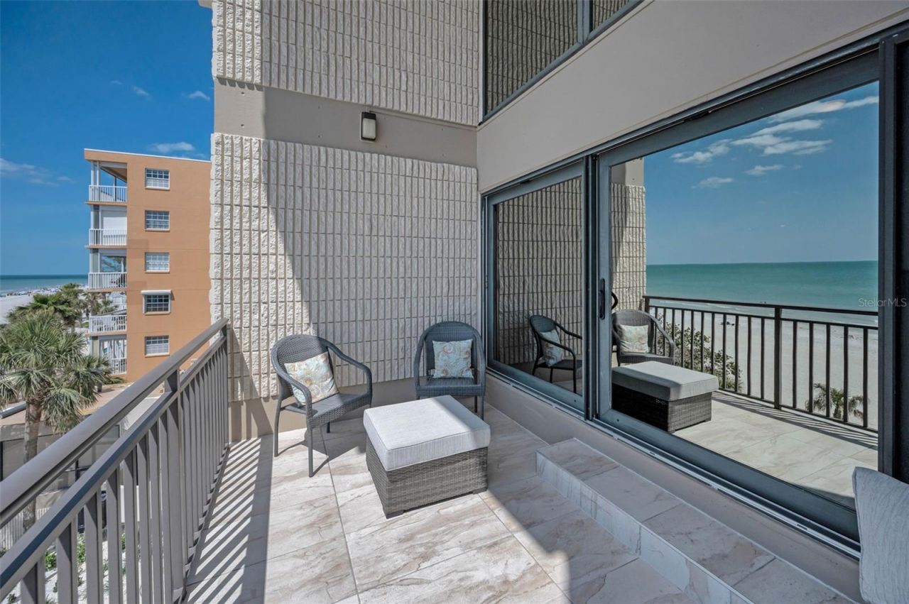 19700 Gulf Boulevard, Unit 403, Indian Shores, FL 33785 Photo