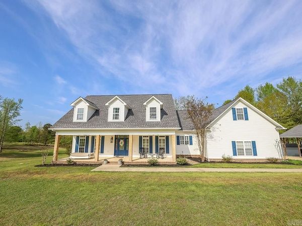 120 Meadow Hills Dr, El Dorado, AR 71730