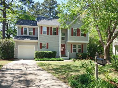 709 Thistlegate Trail, Raleigh, NC 27610