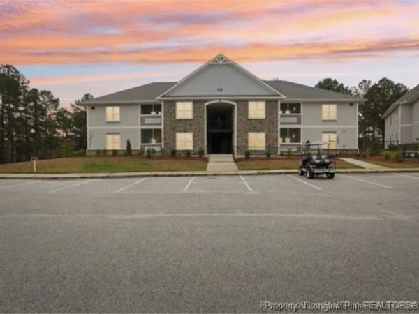 220 Gallery Drive, Unit 303, Spring Lake, NC 28390