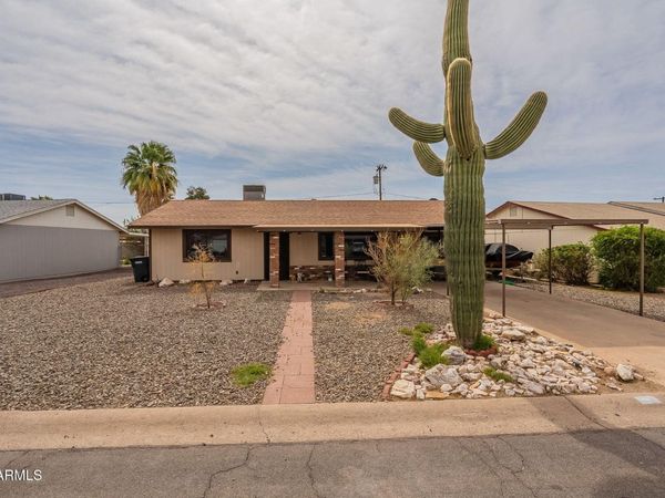163 PERETZ Circle, Morristown, AZ 85342