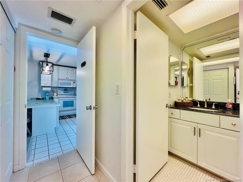 2400 S Ocean Drive, Unit V328, Fort Pierce, FL 34949 Photo