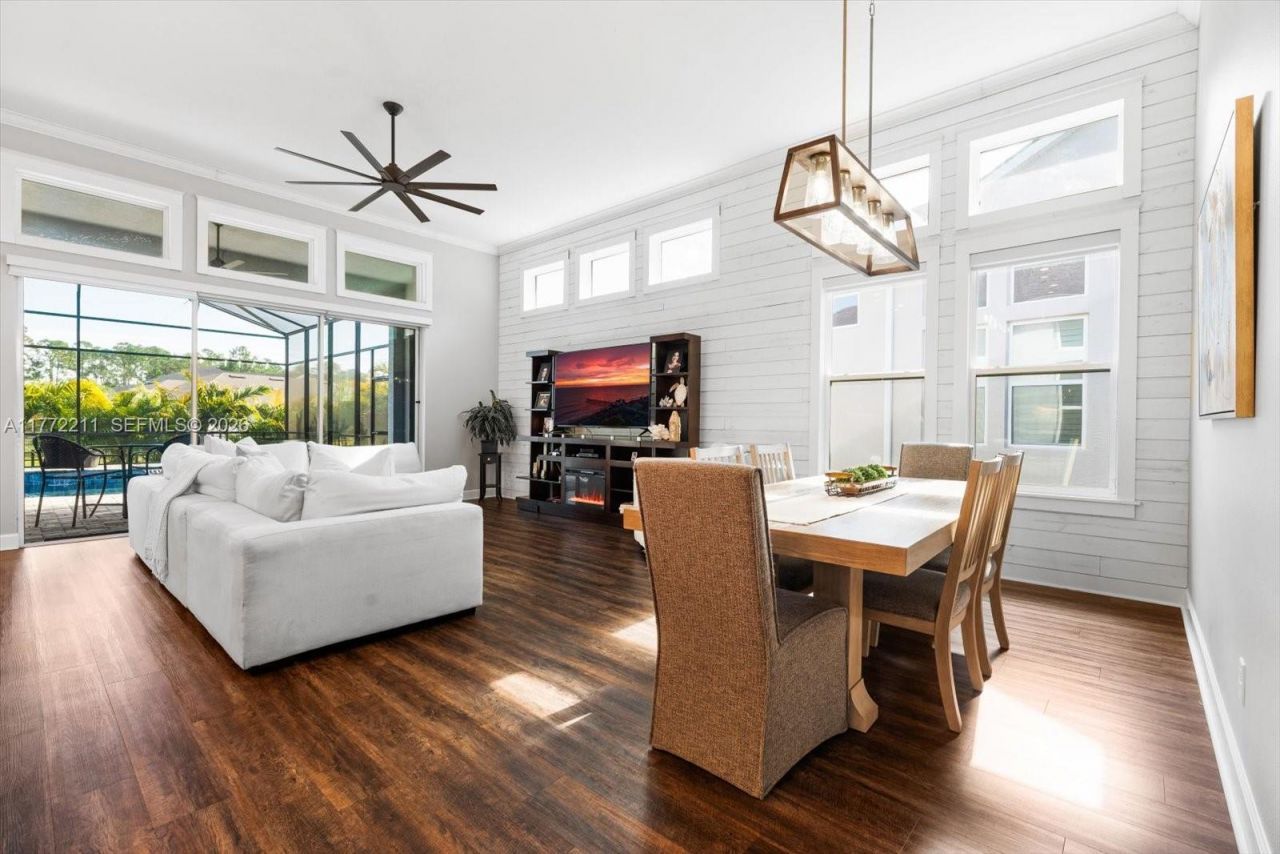 6281 Woodhaven Village Drive, Port Orange, FL 32128 Photo