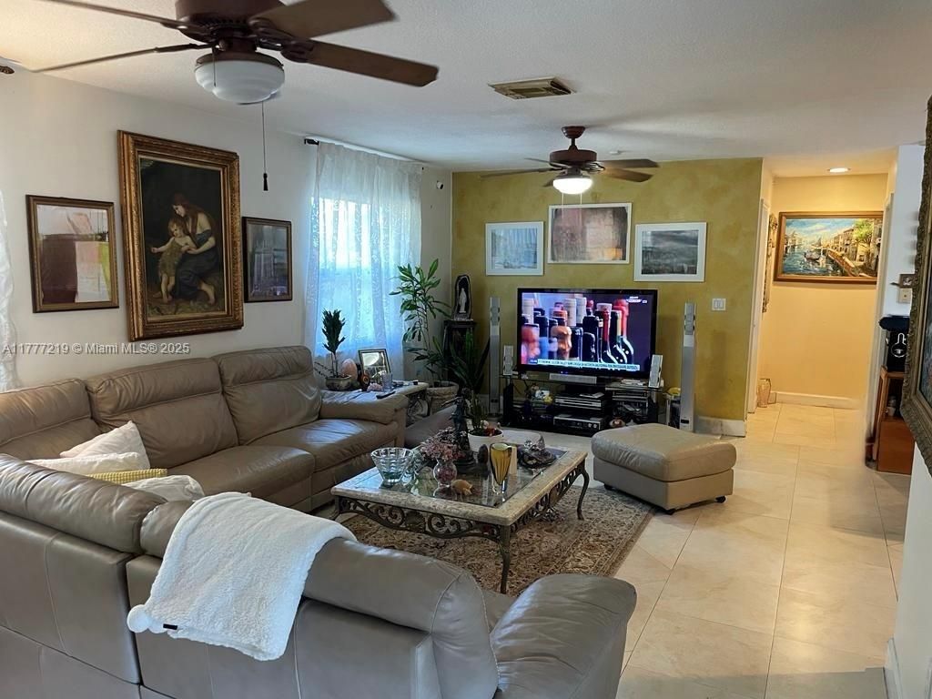 12421 SW 76th St, Miami, FL 33183 Photo