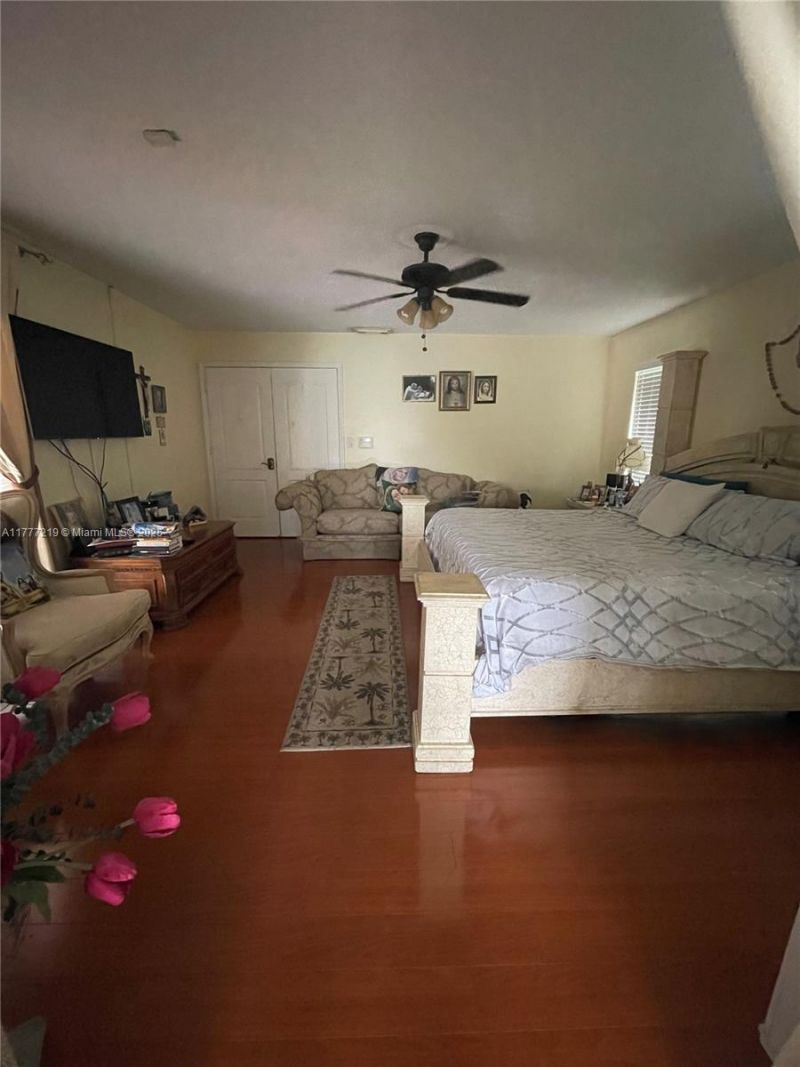 12421 SW 76th St, Miami, FL 33183 Photo