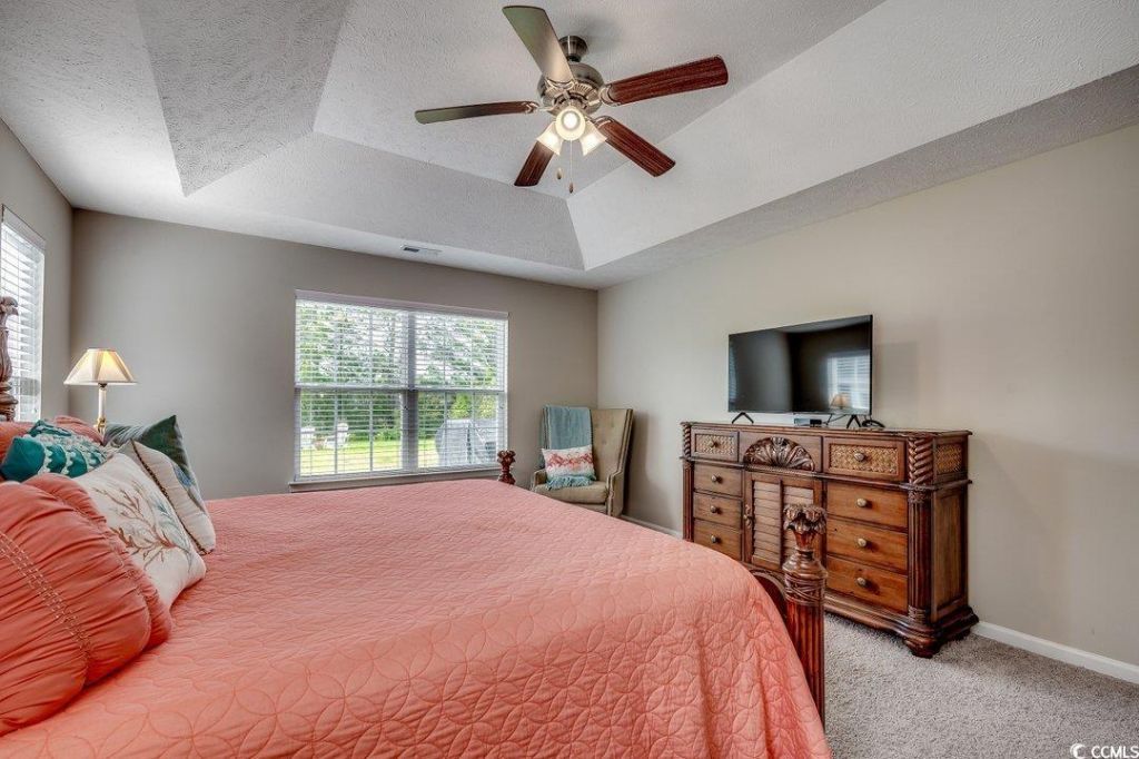 669 Sun Colony Blvd. Photo 17