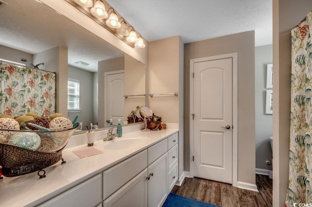 669 Sun Colony Blvd. Photo 18