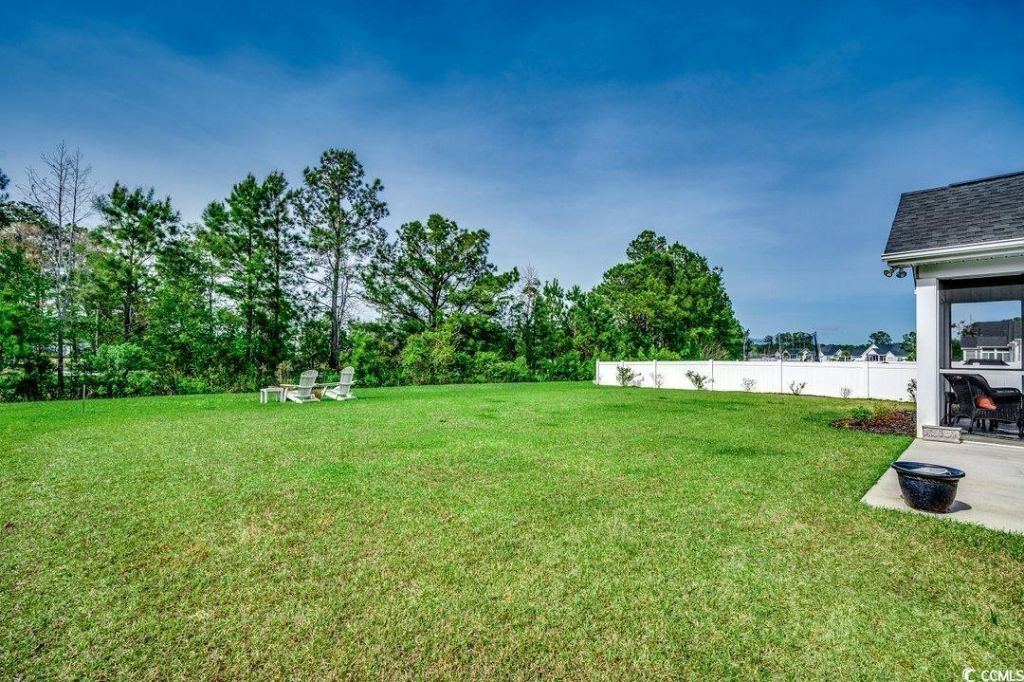 669 Sun Colony Blvd. Photo 26