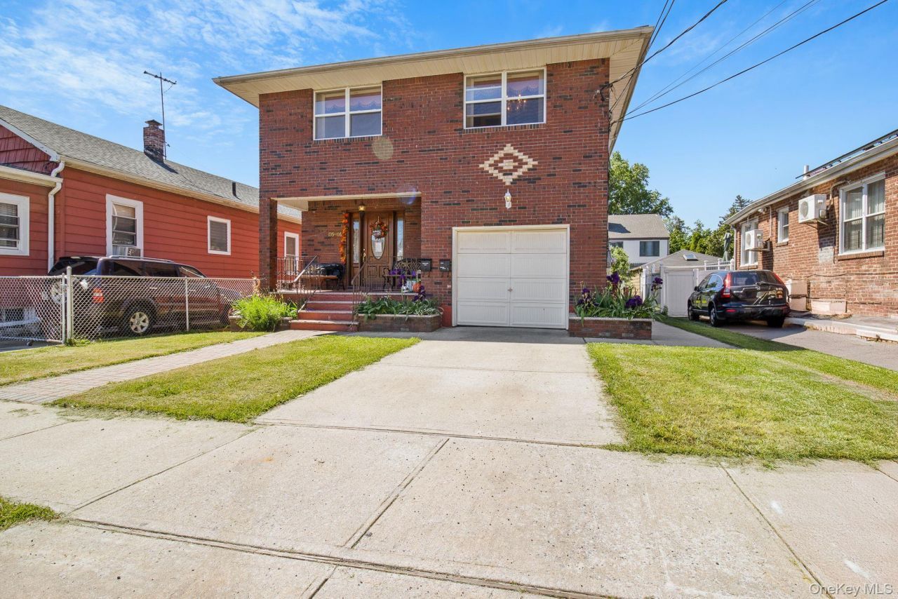 13506 62nd Road Road, Flushing, NY 11367 Main Photo