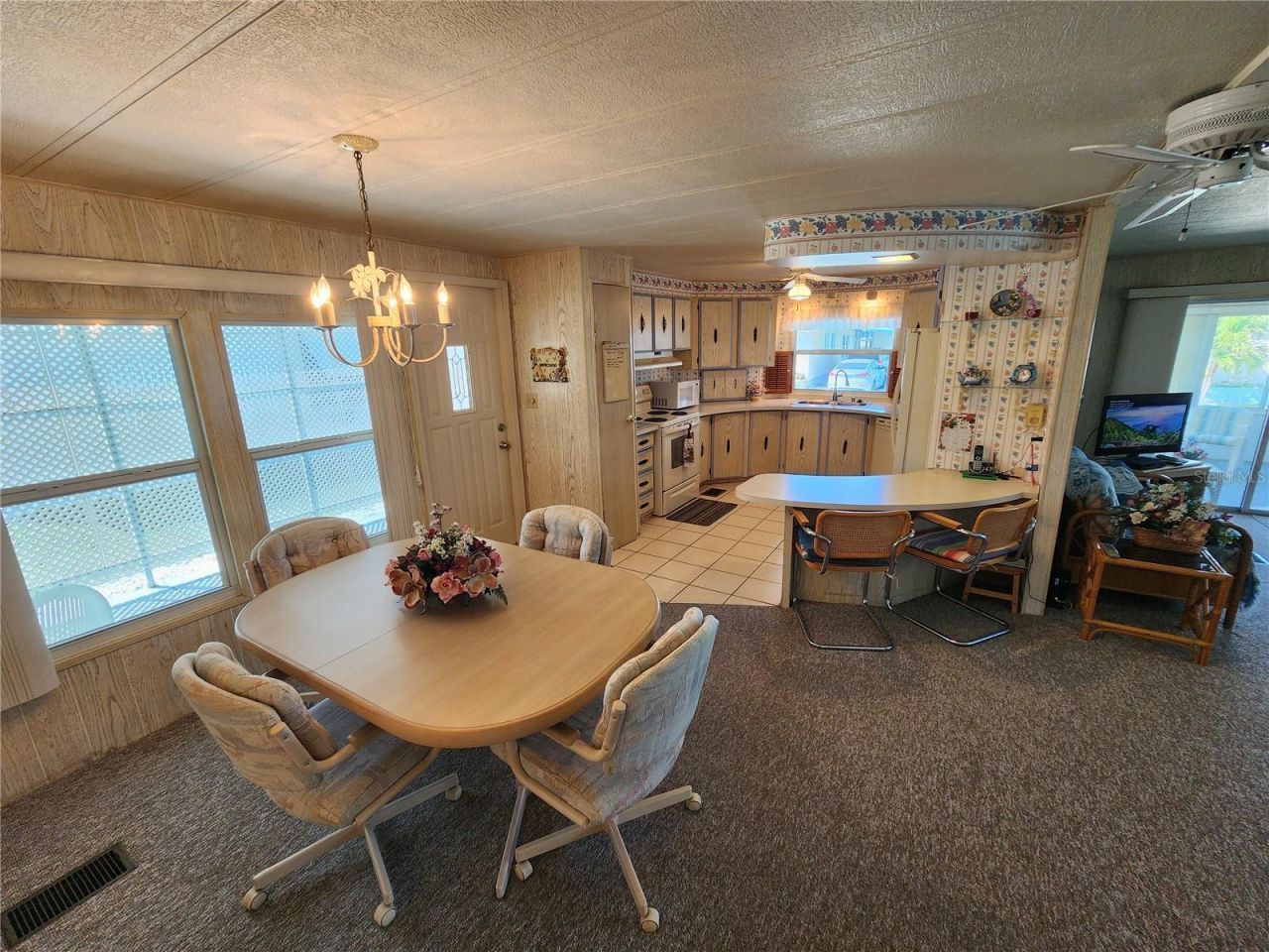 808 53rd Avenue E, Unit 234, Bradenton, FL 34203 Photo