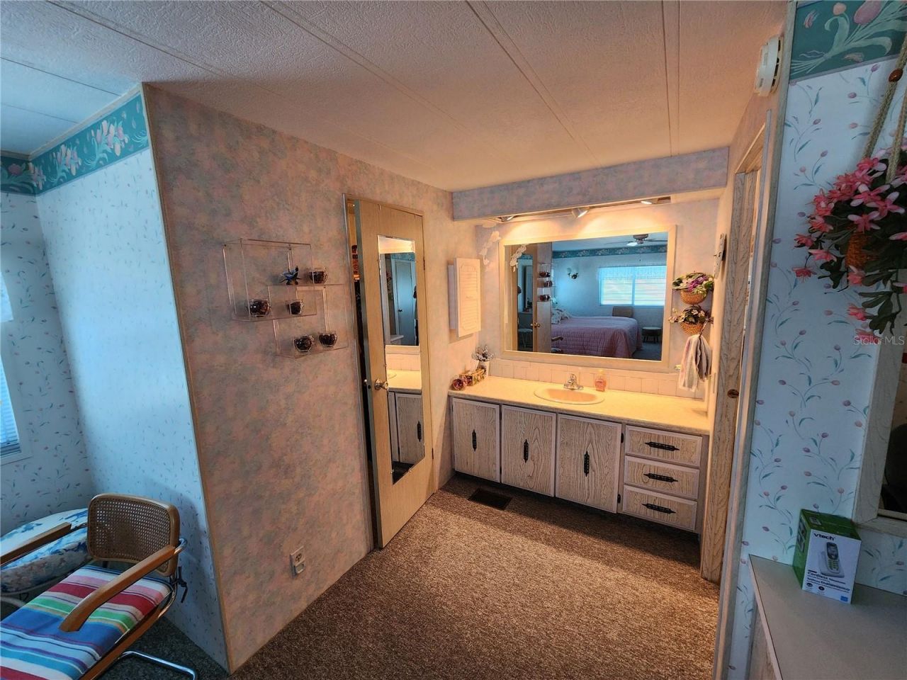 808 53rd Avenue E, Unit 234, Bradenton, FL 34203 Photo