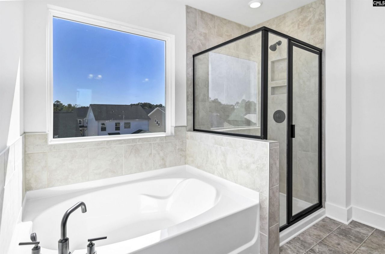 612 Thunder Gulch Avenue Photo 26