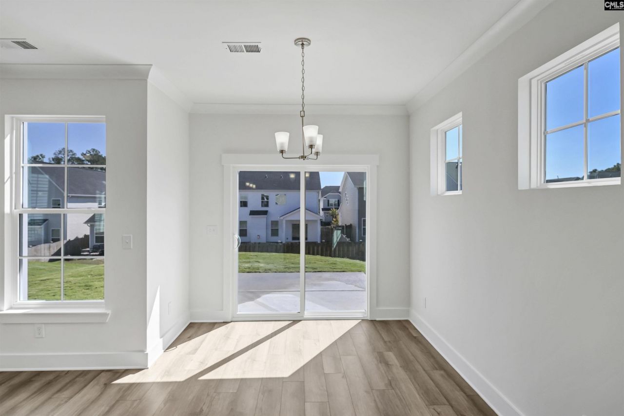 608 Thunder Gulch Avenue Photo 15