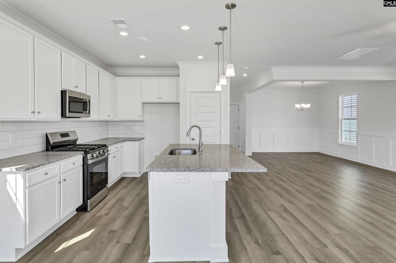 608 Thunder Gulch Avenue Photo 17