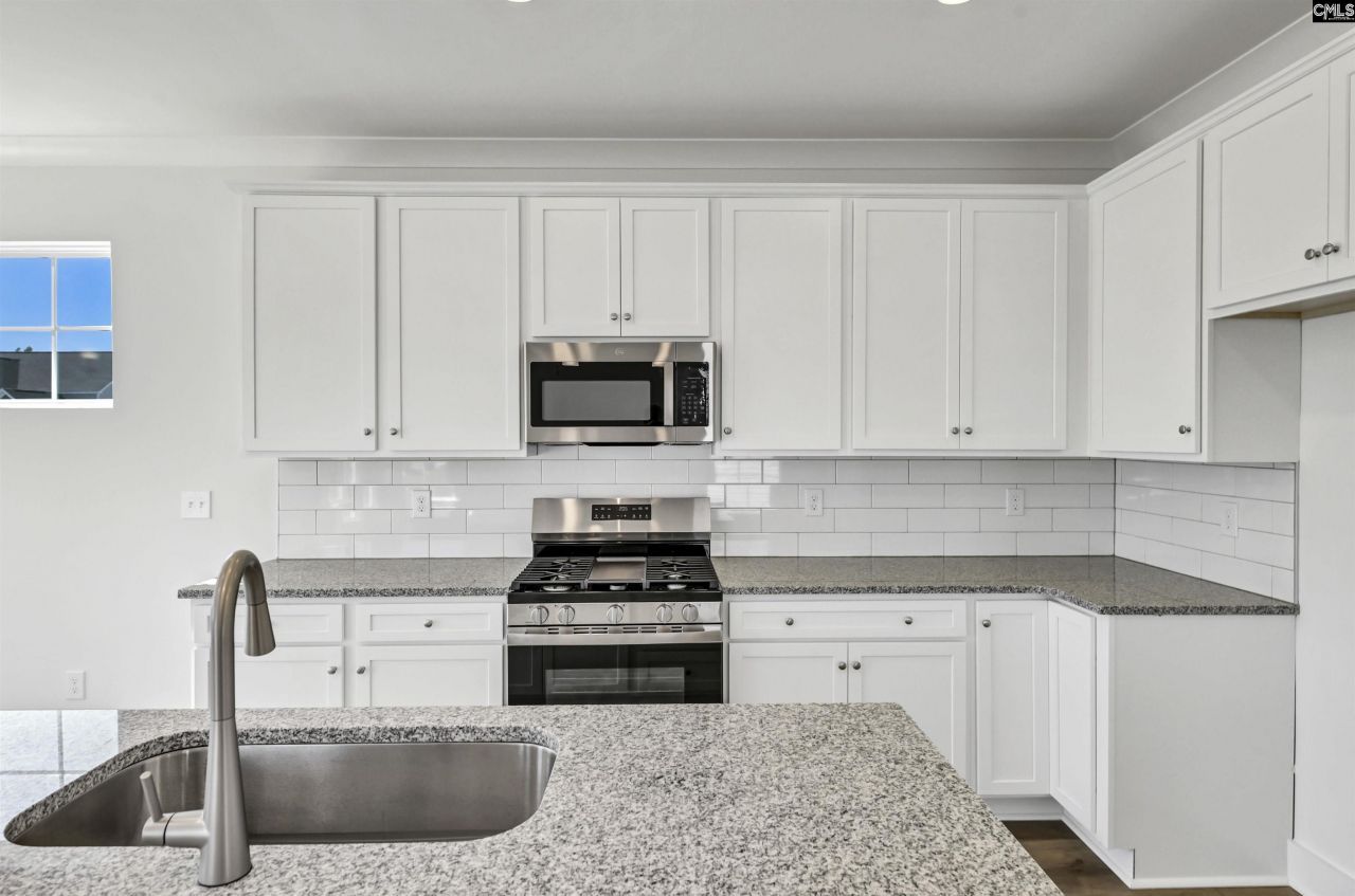 608 Thunder Gulch Avenue Photo 18