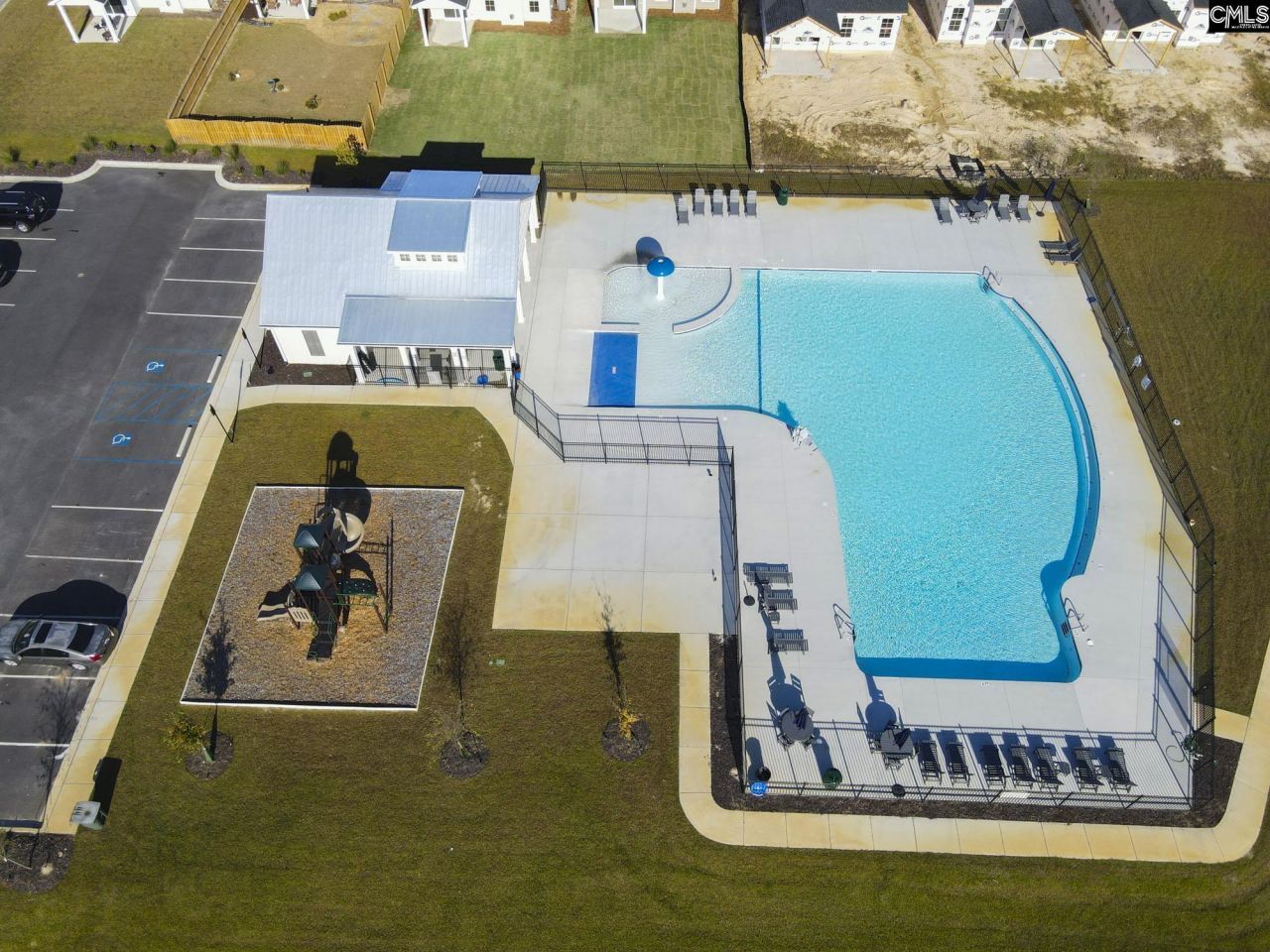 608 Thunder Gulch Avenue Photo 26