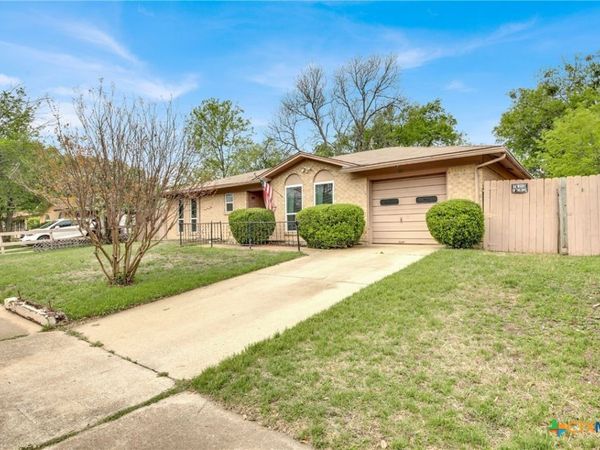 1811 Clarawood Drive, Killeen, TX 76549