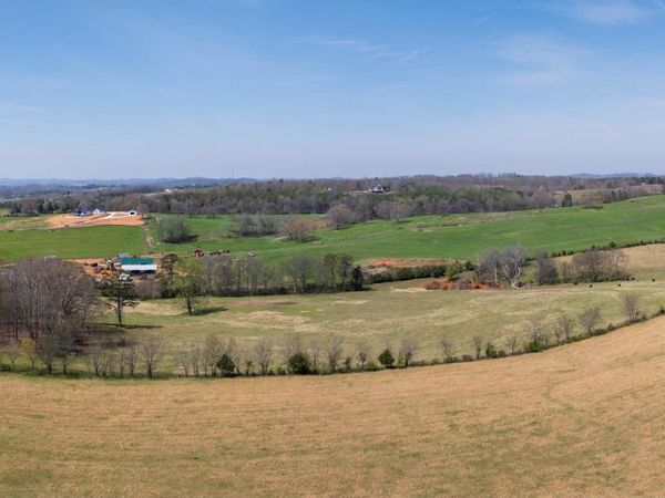 1404 Trigonia Rd, Maryville, TN 37801