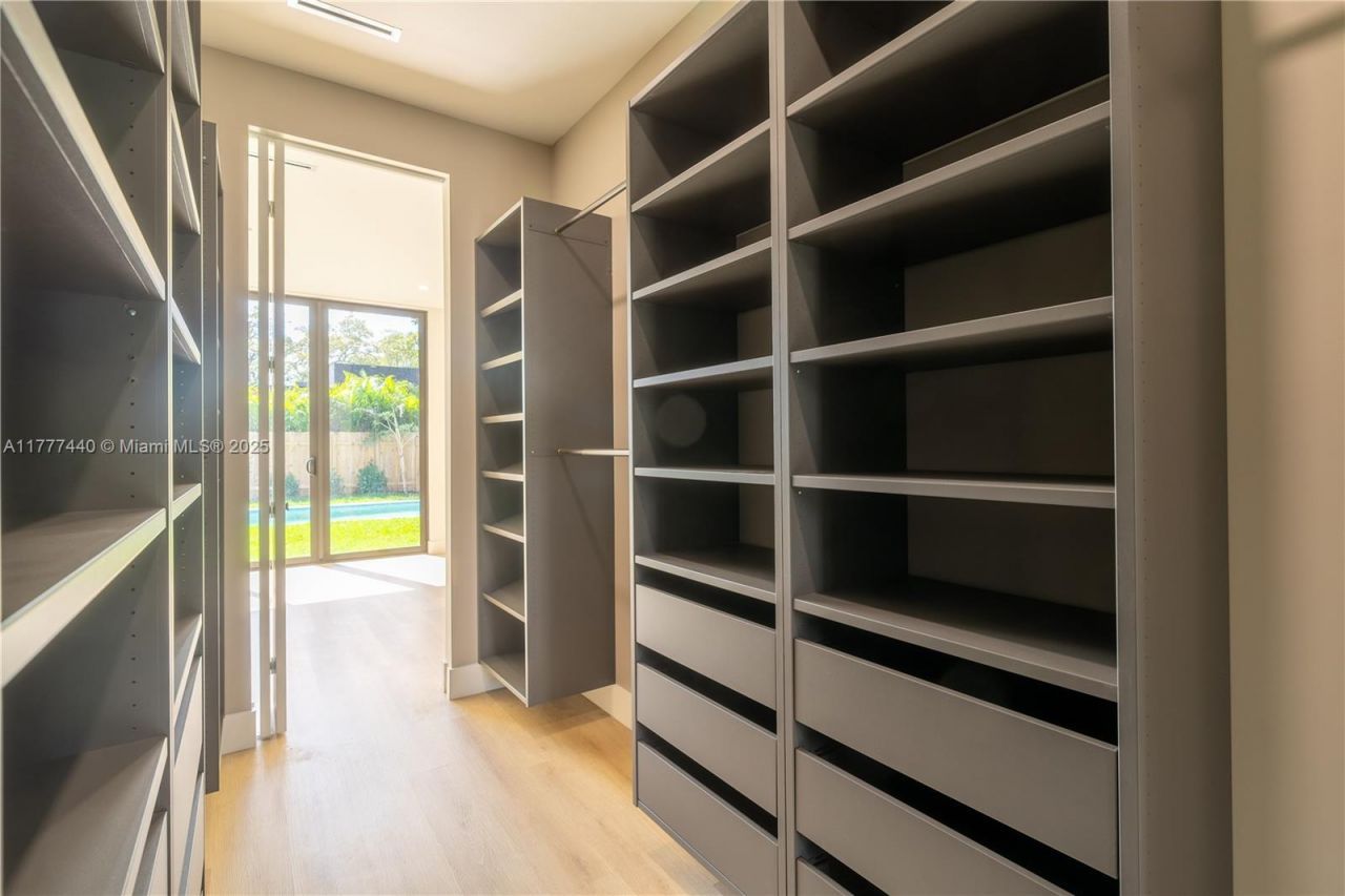 412 NW 47th St, Miami, FL 33127 Photo