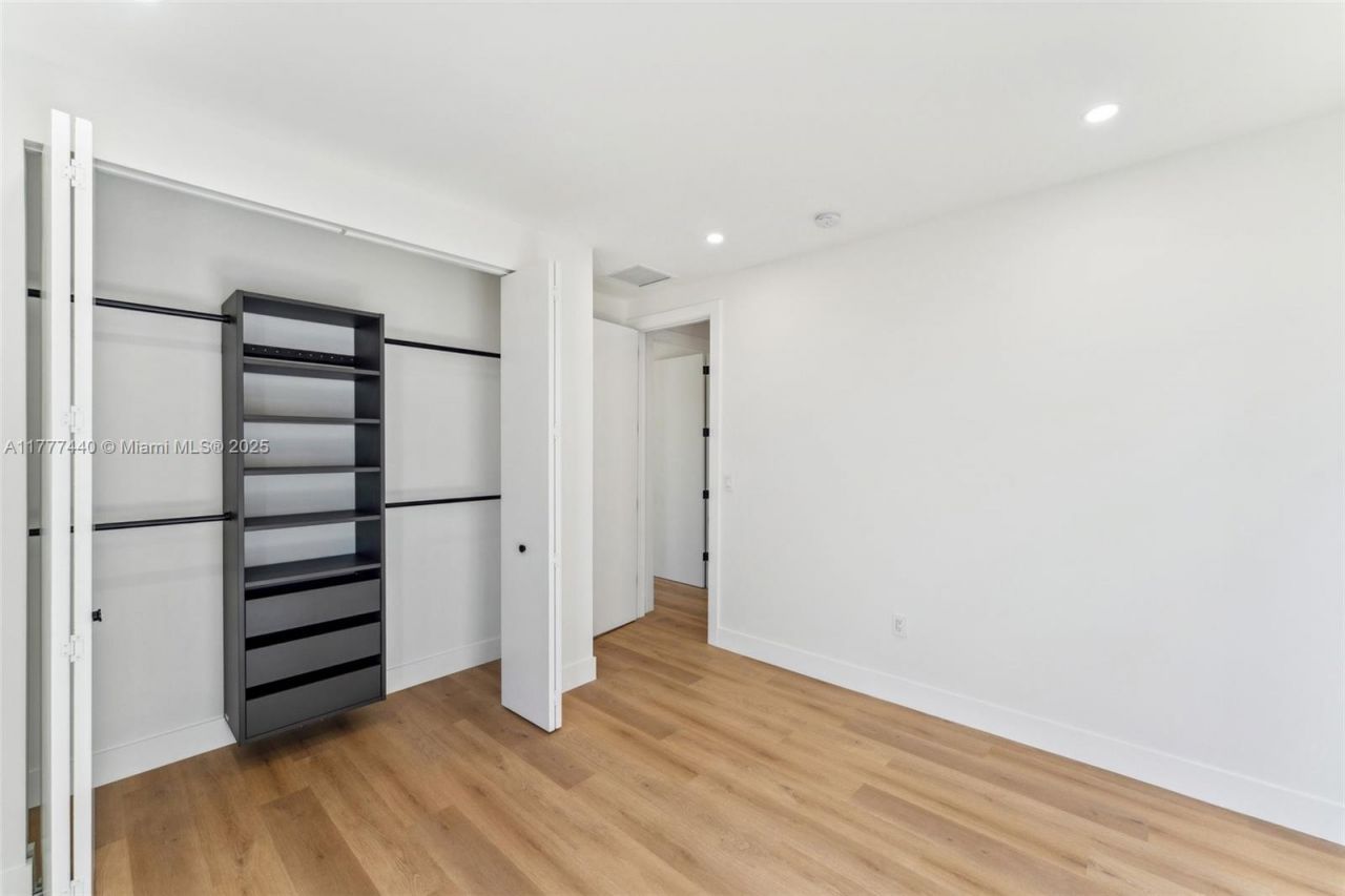 412 NW 47th St, Miami, FL 33127 Photo