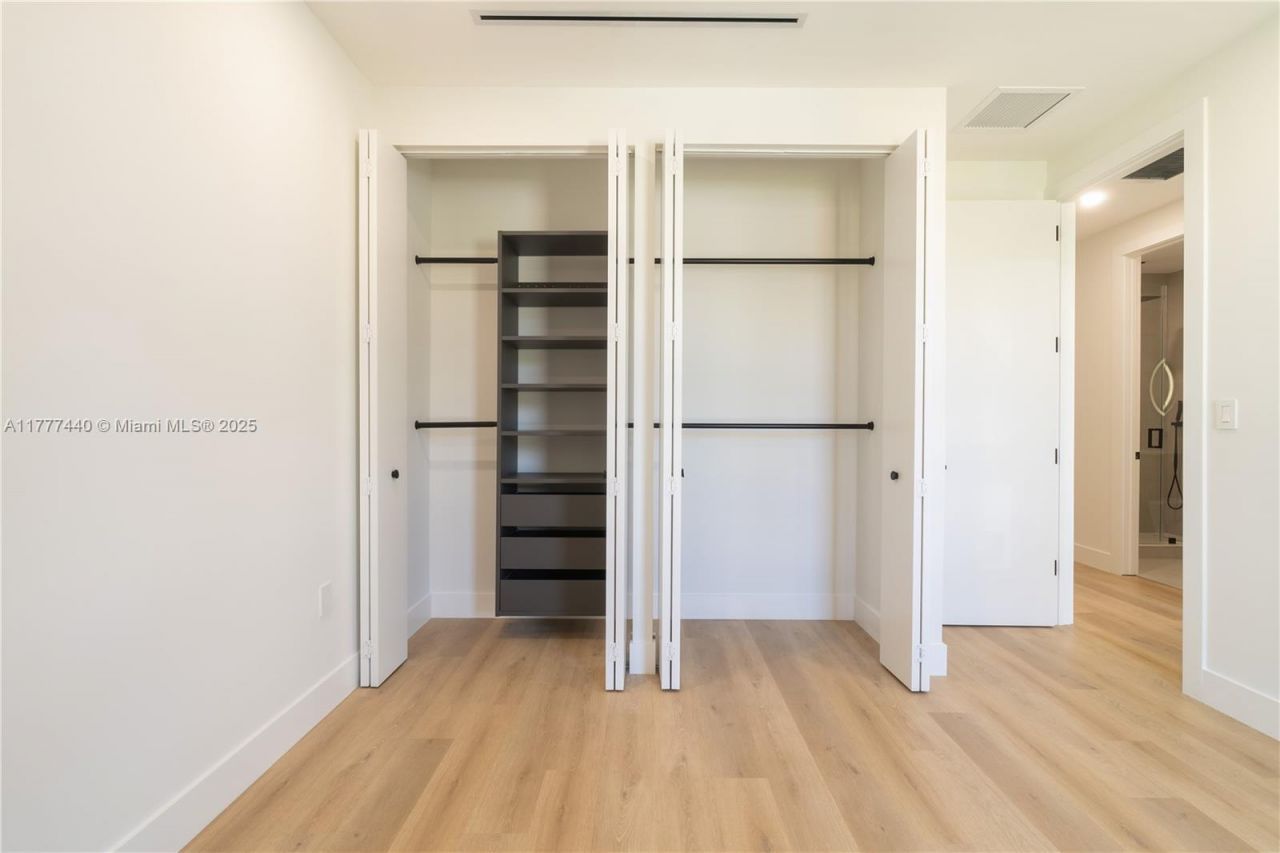 412 NW 47th St, Miami, FL 33127 Photo