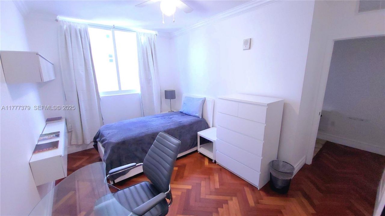 170 SE 14th St, Unit 2705, Miami, FL 33131 Photo