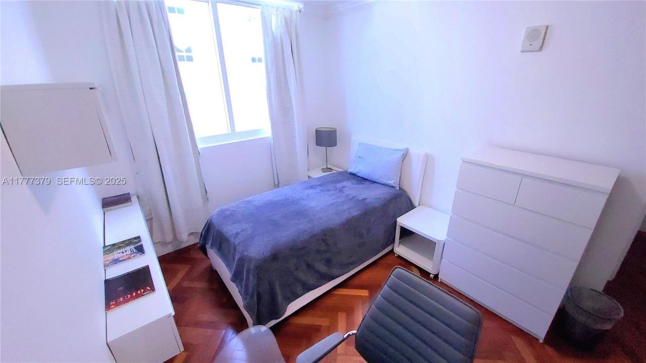 170 SE 14th St, Unit 2705, Miami, FL 33131 Photo