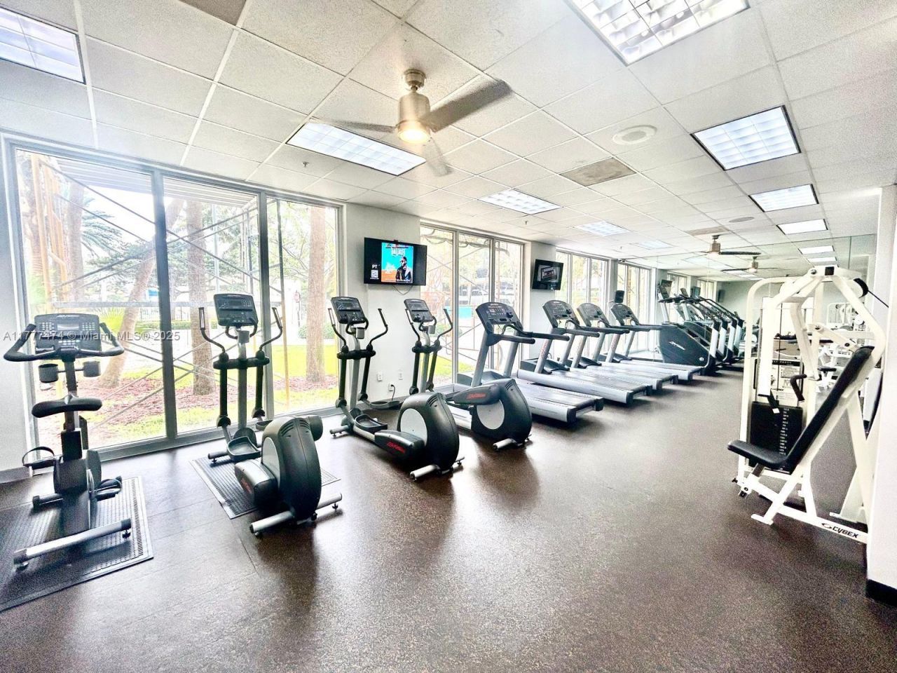 19370 Collins Ave, Unit 1015, Sunny Isles Beach, FL 33160 Photo