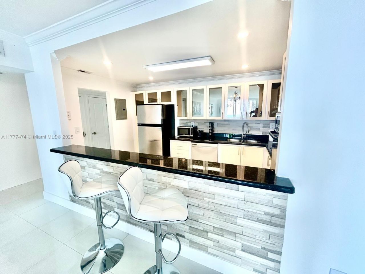 19370 Collins Ave, Unit 1015, Sunny Isles Beach, FL 33160 Photo