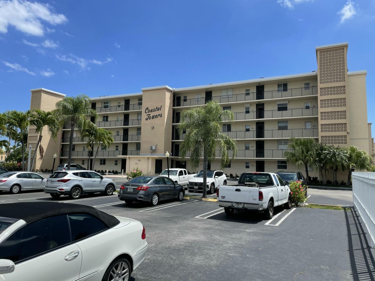 720 E Ocean Avenue, Unit 407, Boynton Beach, FL 33435 Photo