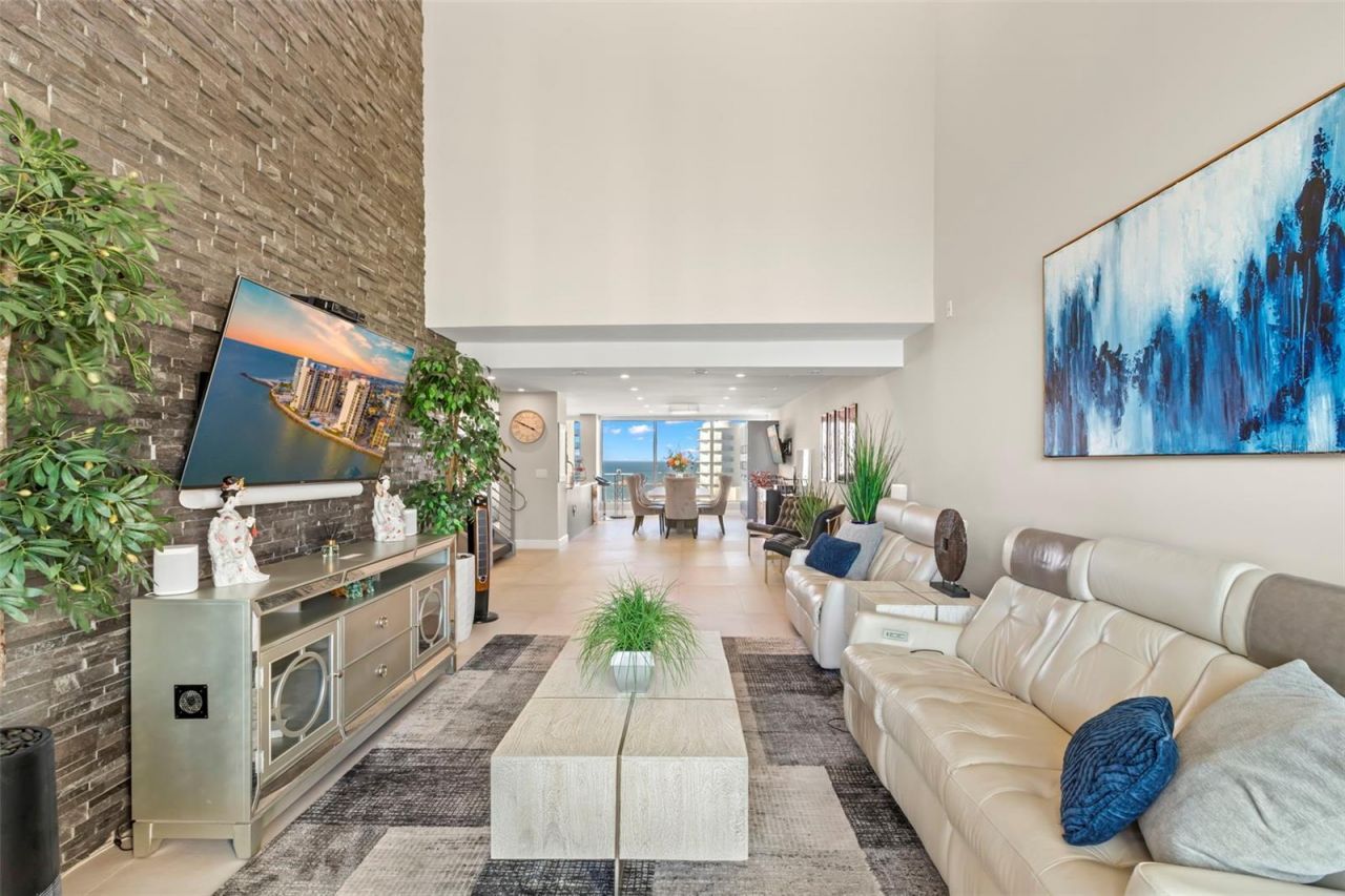 440 S Gulfview Boulevard, Unit 1701, Clearwater Beach, FL 33767 Photo