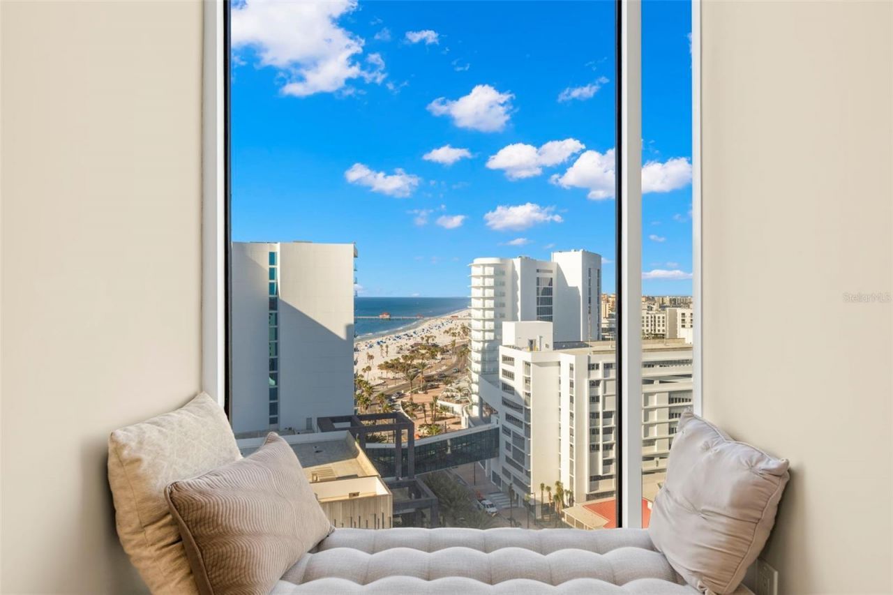 440 S Gulfview Boulevard, Unit 1701, Clearwater Beach, FL 33767 Photo