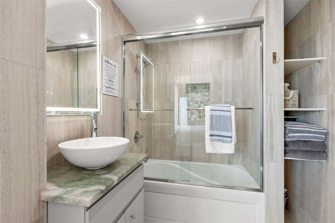 440 S Gulfview Boulevard, Unit 1701, Clearwater Beach, FL 33767 Photo