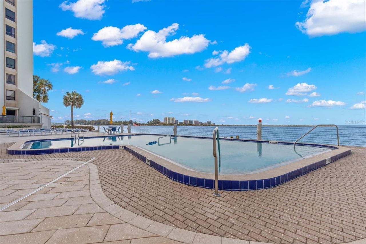 440 S Gulfview Boulevard, Unit 1701, Clearwater Beach, FL 33767 Photo
