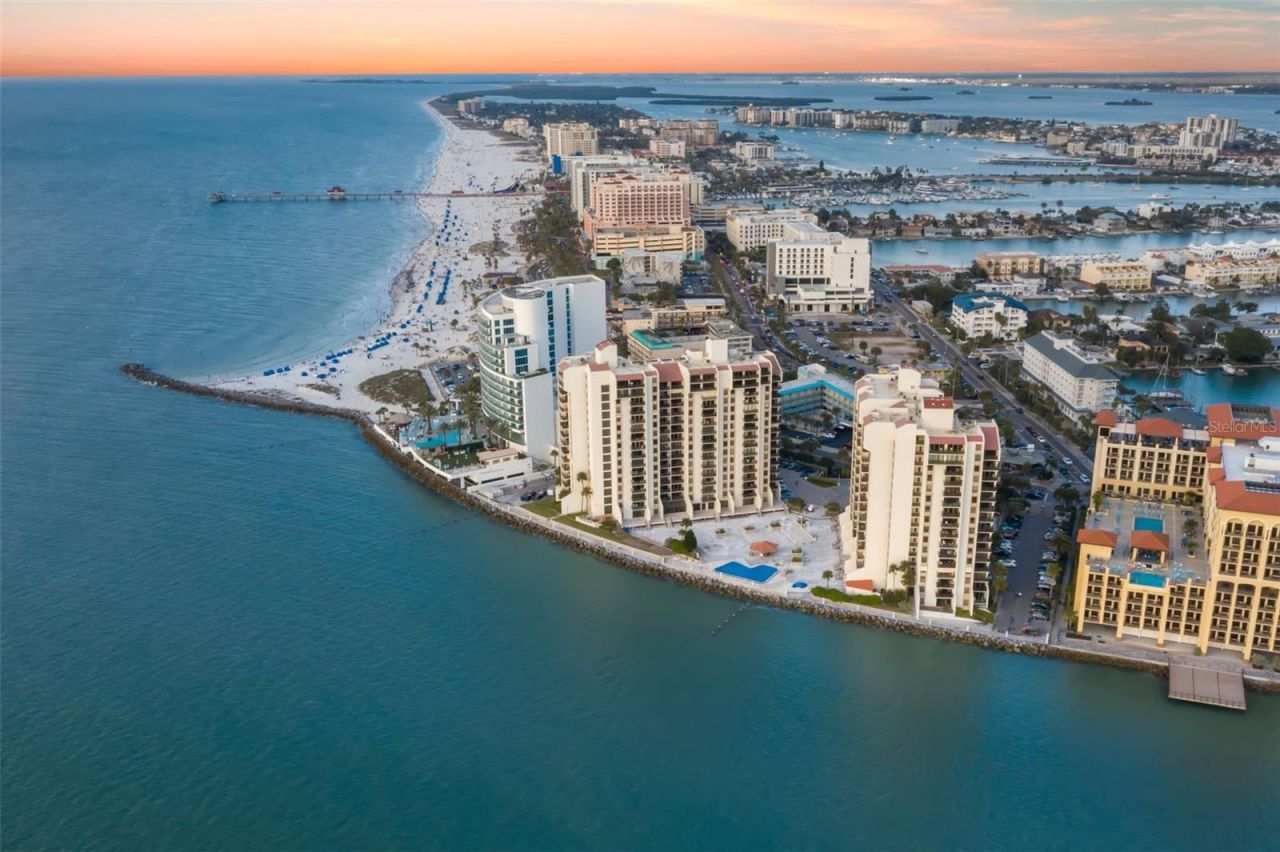 440 S Gulfview Boulevard, Unit 1701, Clearwater Beach, FL 33767 Photo
