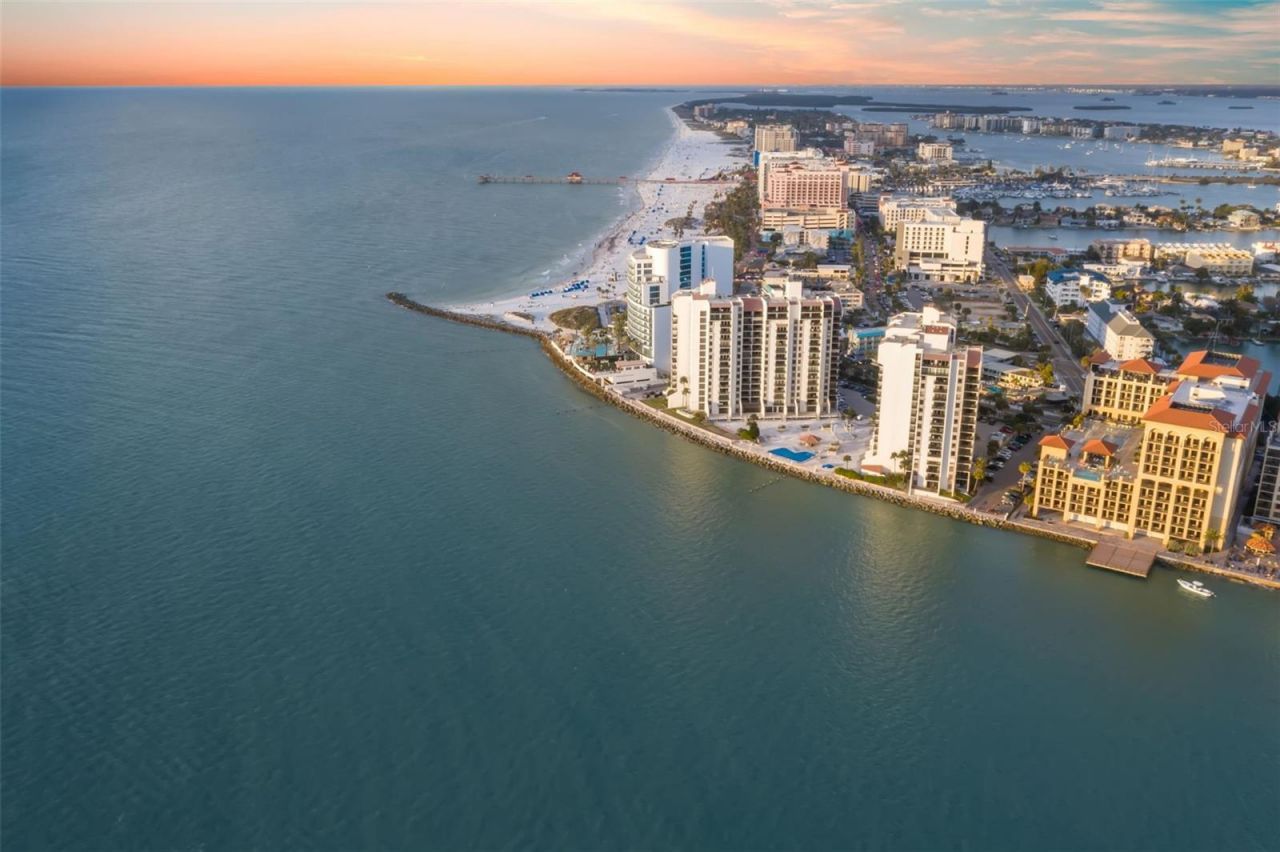 440 S Gulfview Boulevard, Unit 1701, Clearwater Beach, FL 33767 Photo