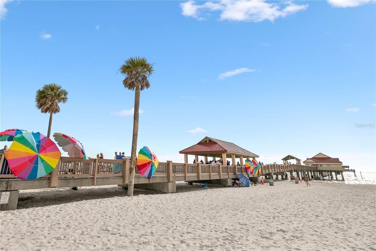 440 S Gulfview Boulevard, Unit 1701, Clearwater Beach, FL 33767 Photo