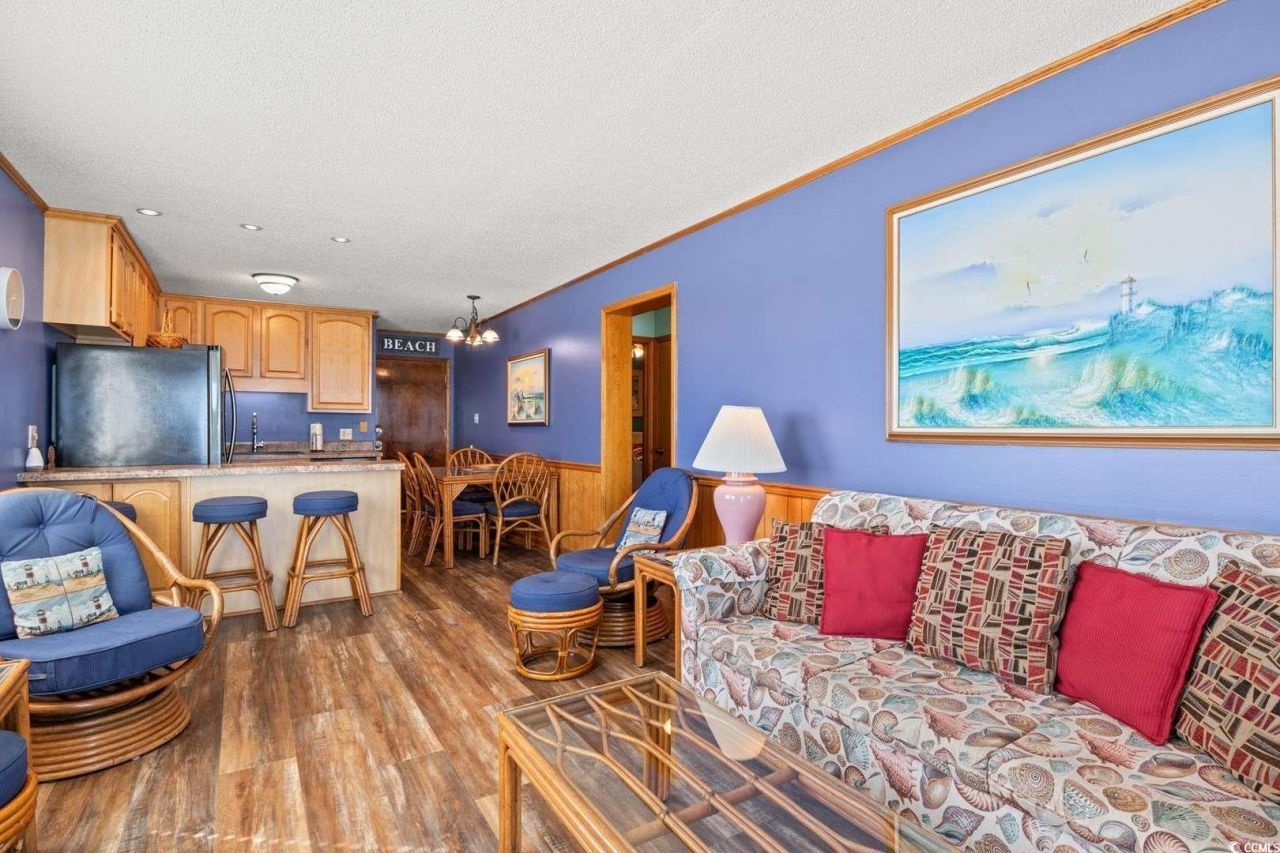 9540 Shore Dr. Photo 10