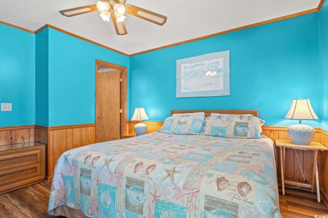 9540 Shore Dr. Photo 16