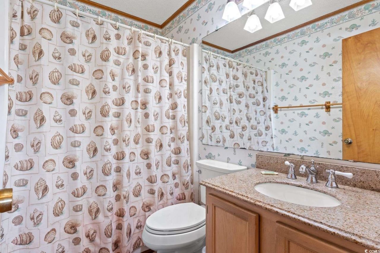 9540 Shore Dr. Photo 22