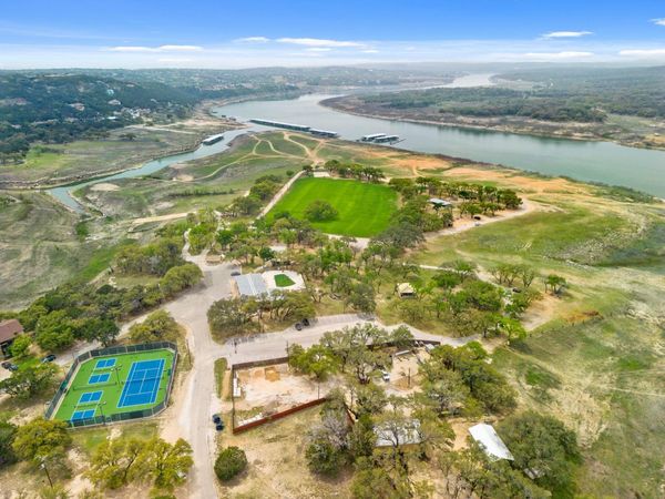 6711 Bar K Clubhouse CT, Lago Vista, TX 78645