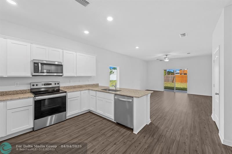 2373 SW Chateau Terr, Port Saint Lucie, FL 34953 Photo