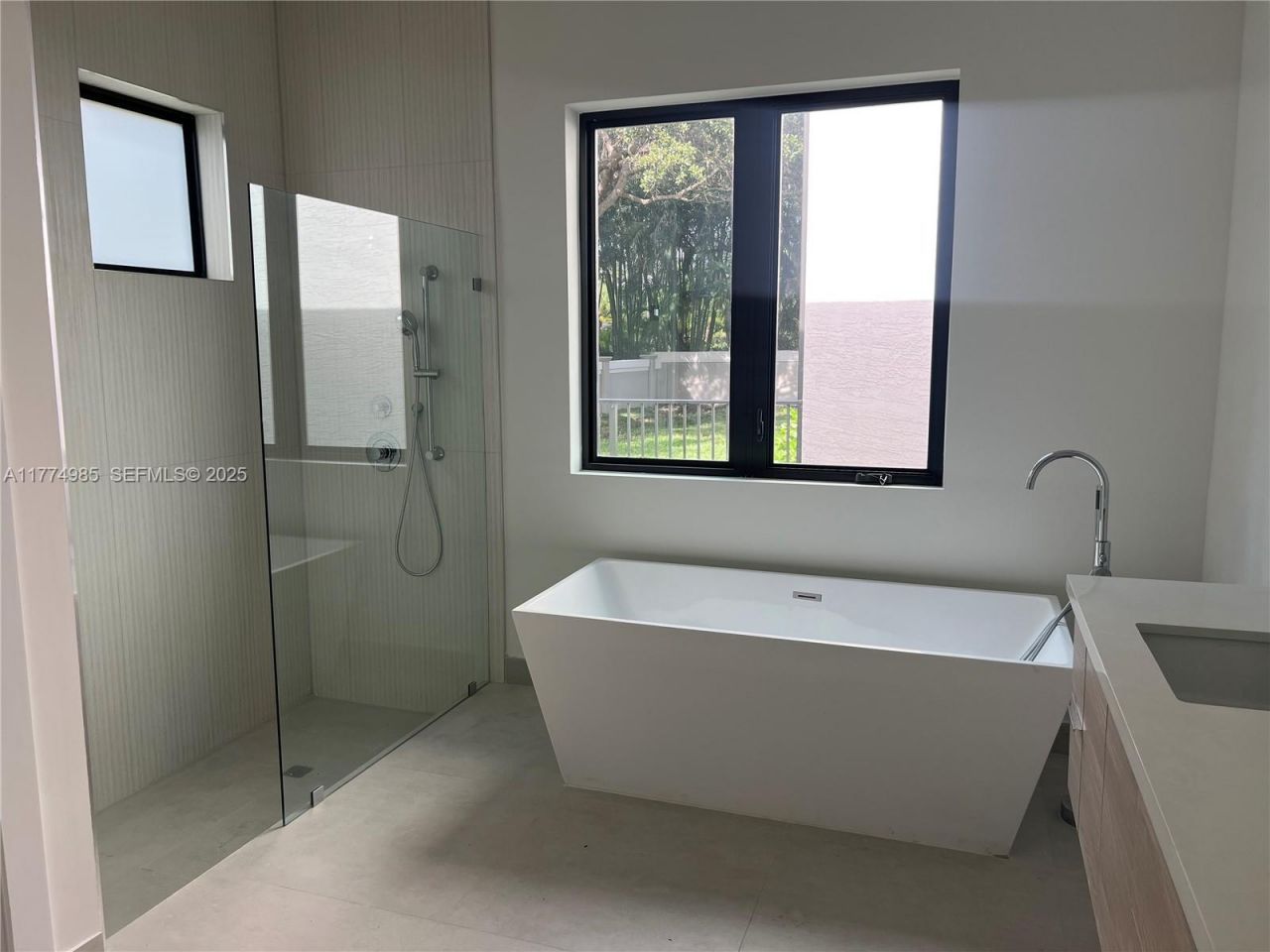 5725 W Ashwood, Hollywood, FL 33312 Photo