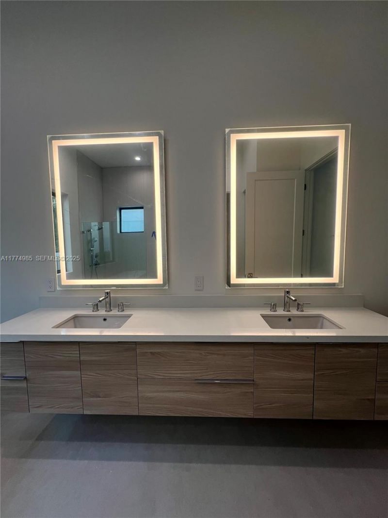 5725 W Ashwood, Hollywood, FL 33312 Photo