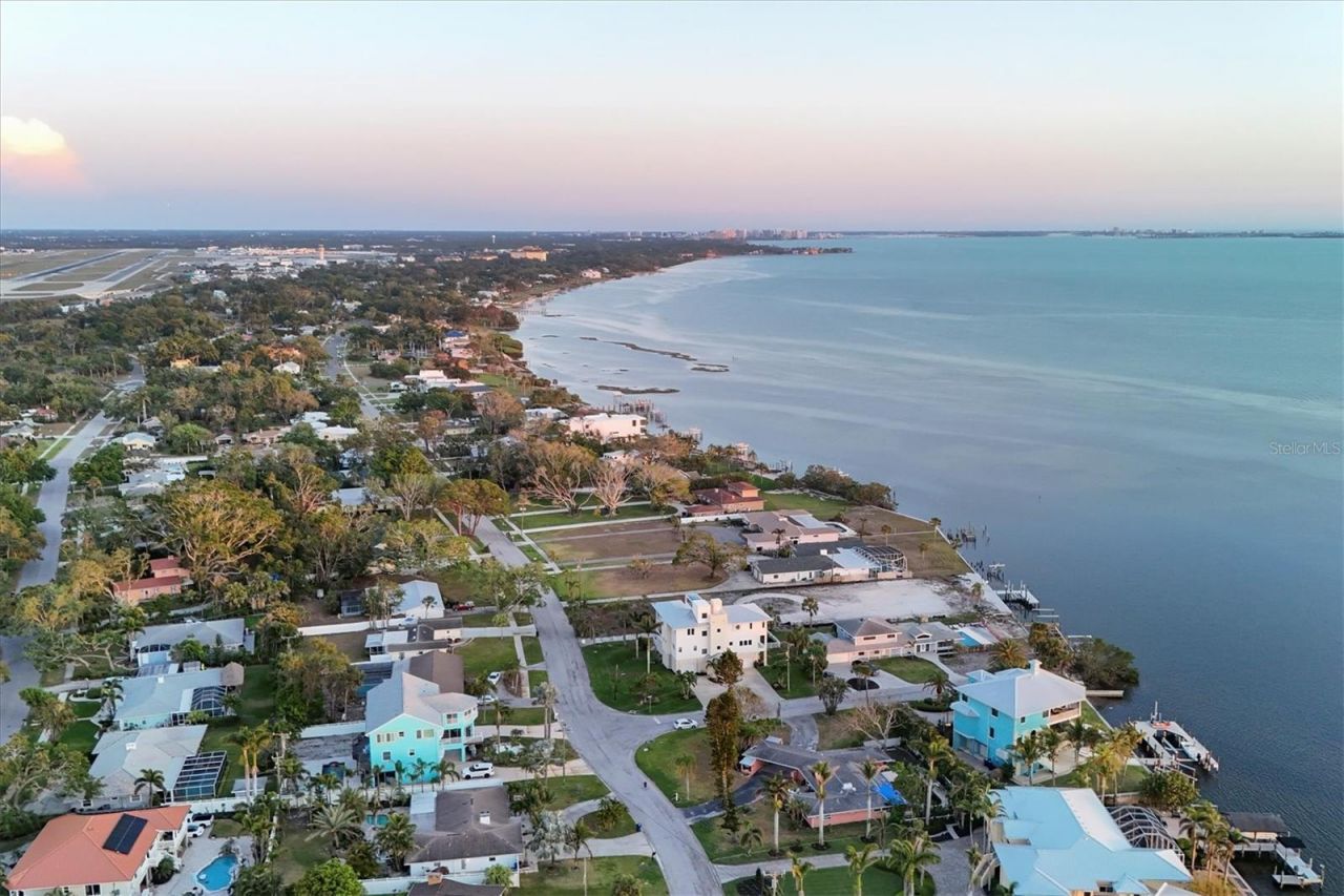 7314 Westmoreland Drive, Sarasota, FL 34243 Photo