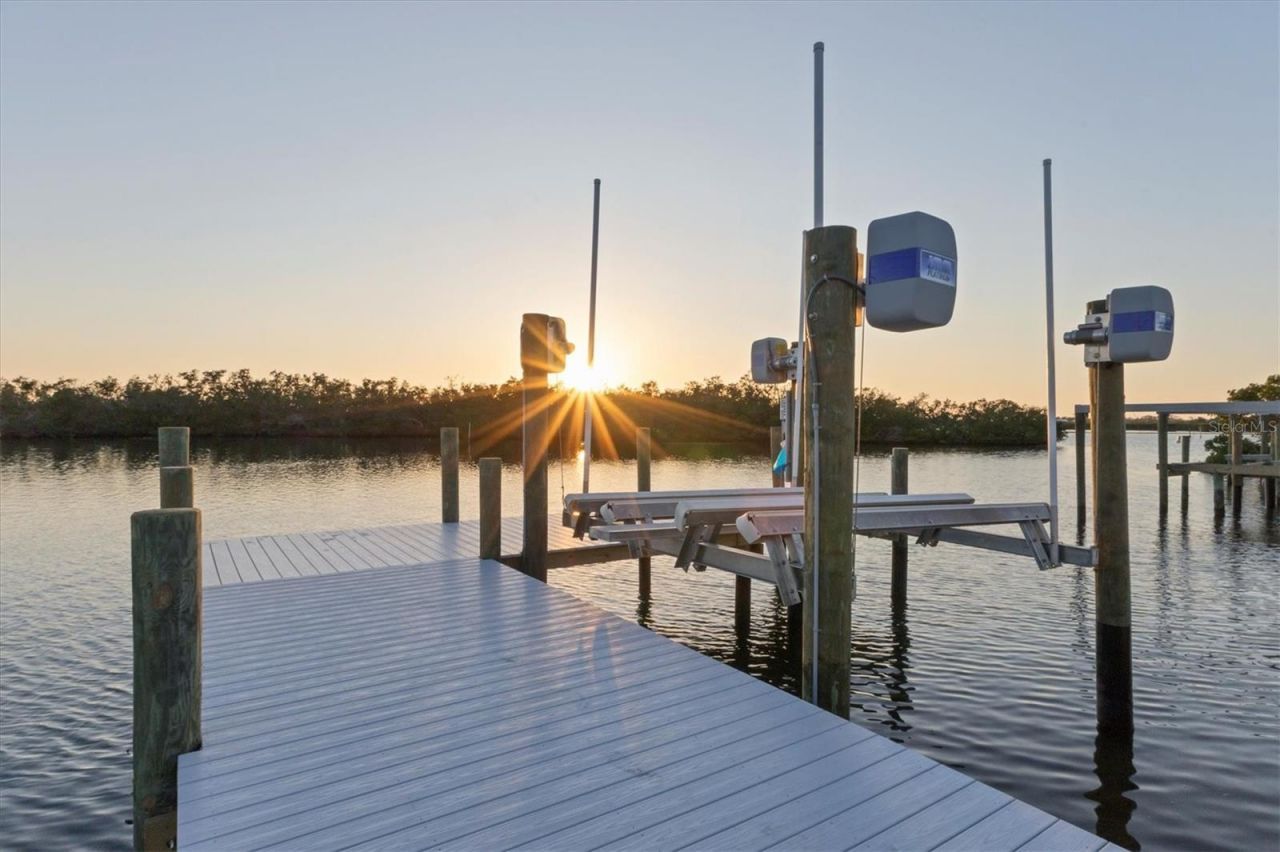 7314 Westmoreland Drive, Sarasota, FL 34243 Photo