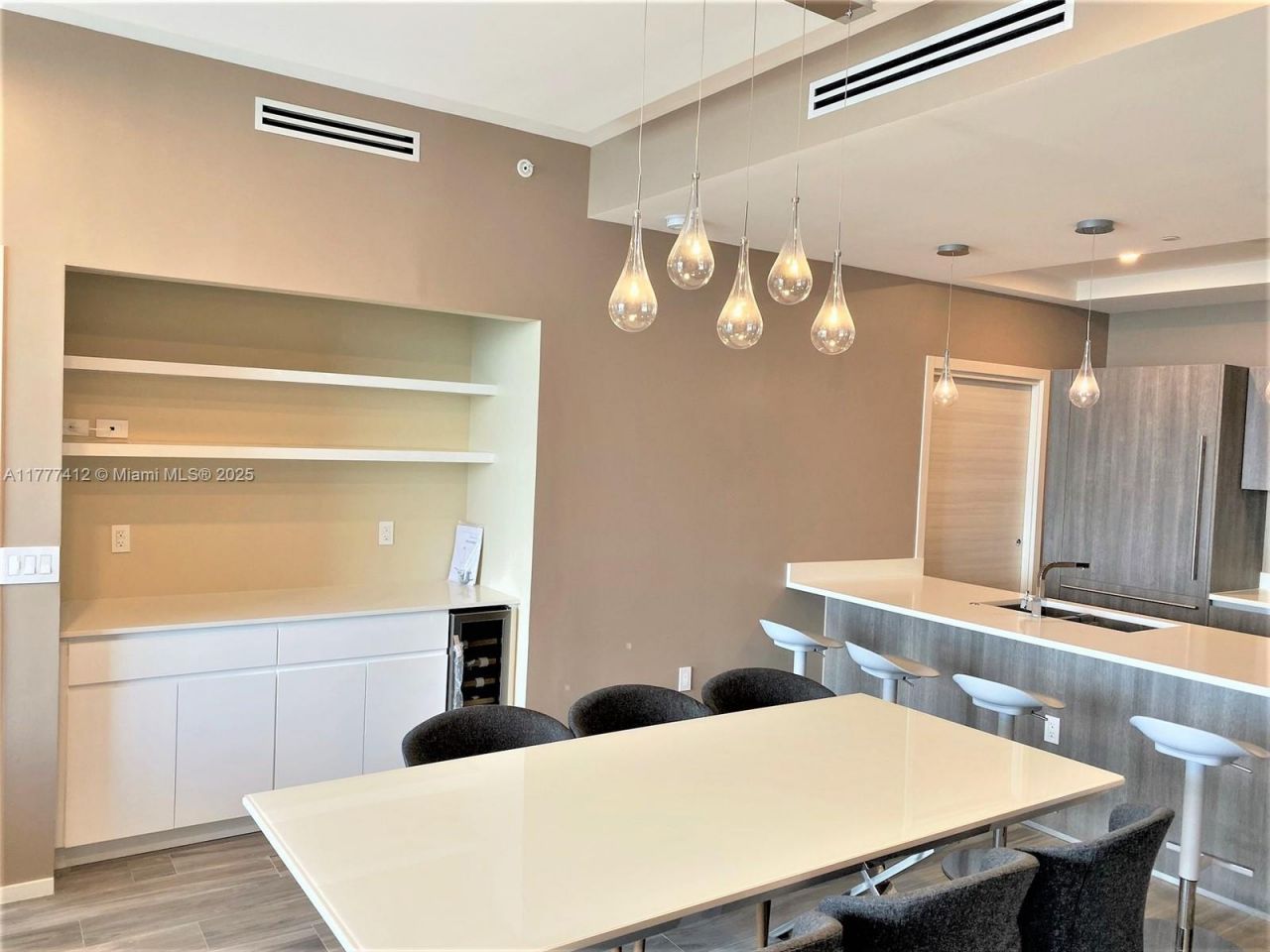 801 S Miami Ave, Unit 5410, Miami, FL 33130 Photo